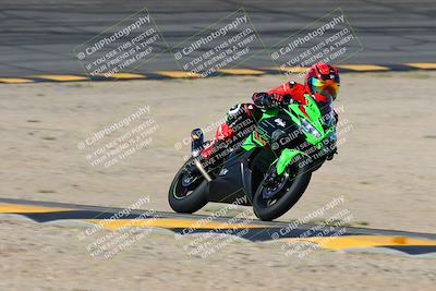 media/Oct-06-2024-Race Pace (Sun) [[d7d39ec7ad]]/9-Bowl Exit (940am)/